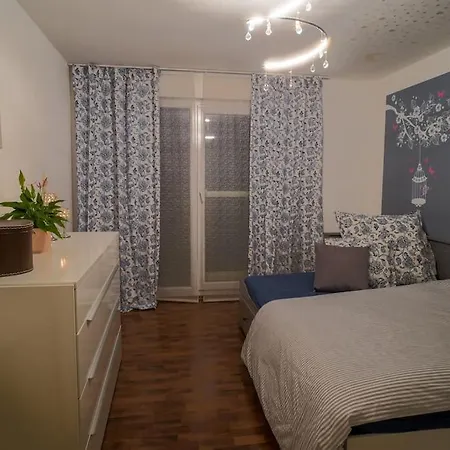 Appartement Luxury 口 Studio Knox PrimeTV 口 8min zum S-Hbf 4*