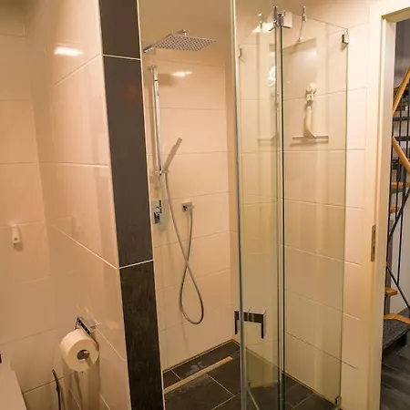 Luxury 口 Studio Knox PrimeTV 口 8min zum S-Hbf דירה קורנווסטהיים